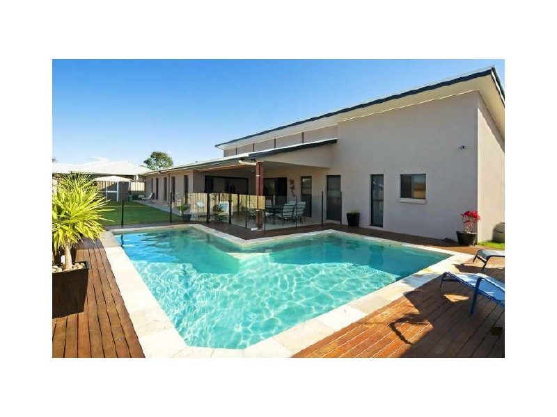 5 Maria Court, Wellington Point QLD 4160