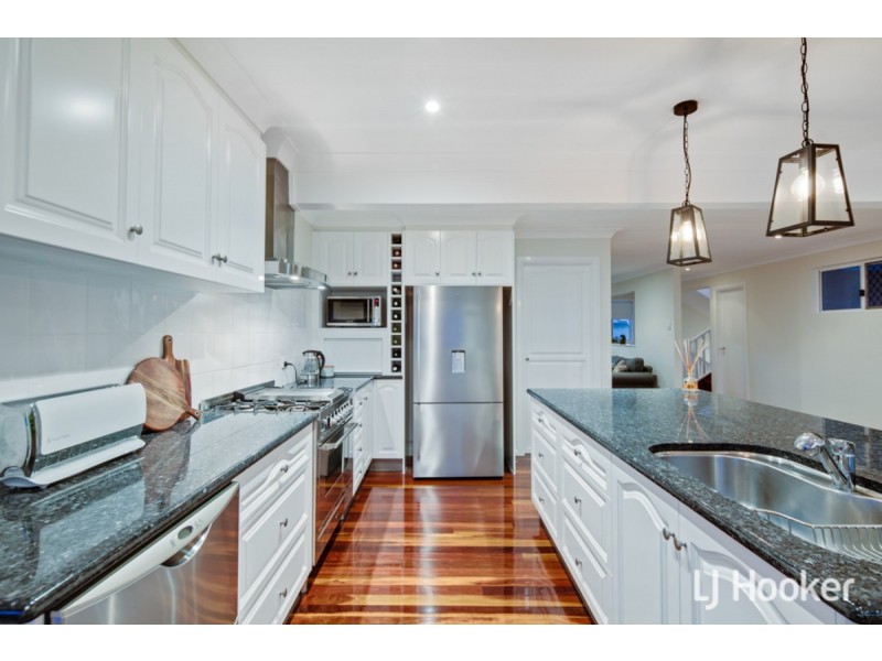 5 Price Avenue, Birkdale QLD 4159