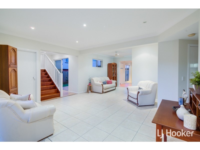 5 Price Avenue, Birkdale QLD 4159