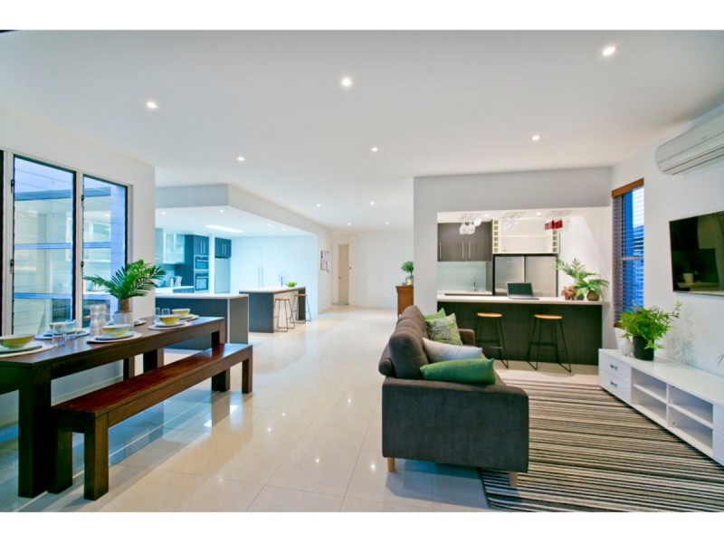 21 Yorston Place, Ormiston QLD 4160