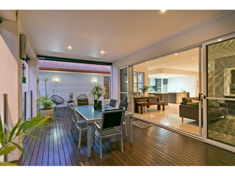 21 Yorston Place, Ormiston QLD 4160