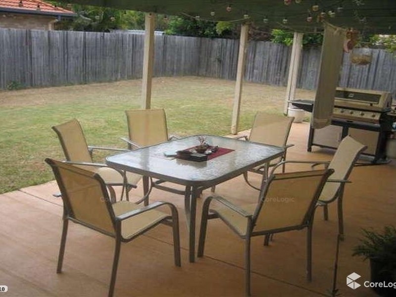 6 Jacaranda Place, Ormiston QLD 4160