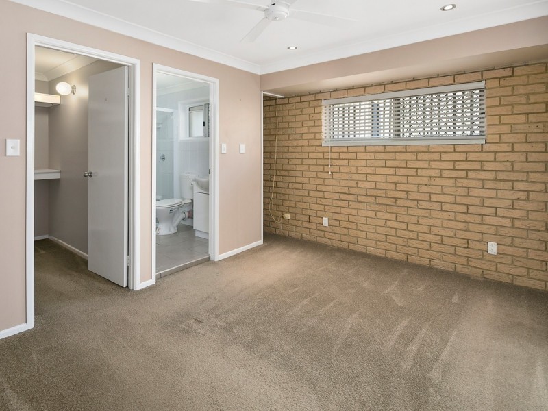 1 Lake View Drive, Thornlands QLD 4164