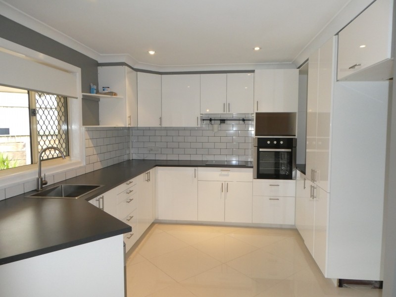 10 Lucy Court, Ormiston QLD 4160