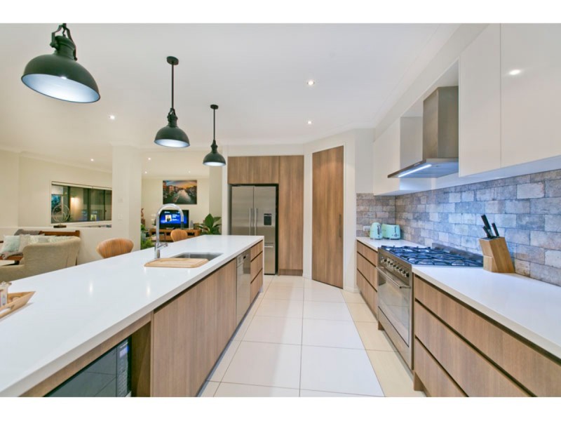 29 Hope Street, Ormiston QLD 4160