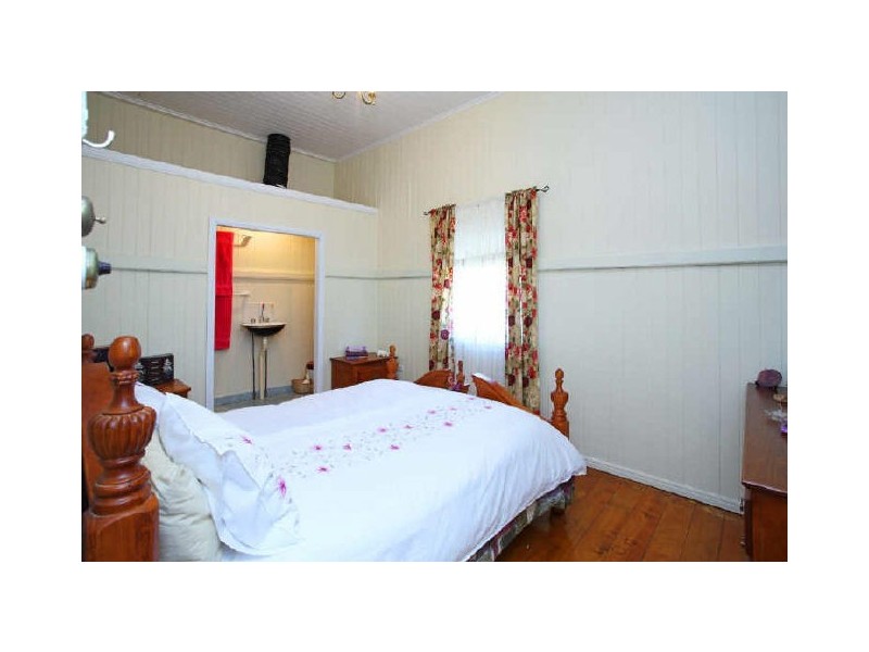 191 Colburn Avenue, Victoria Point QLD 4165