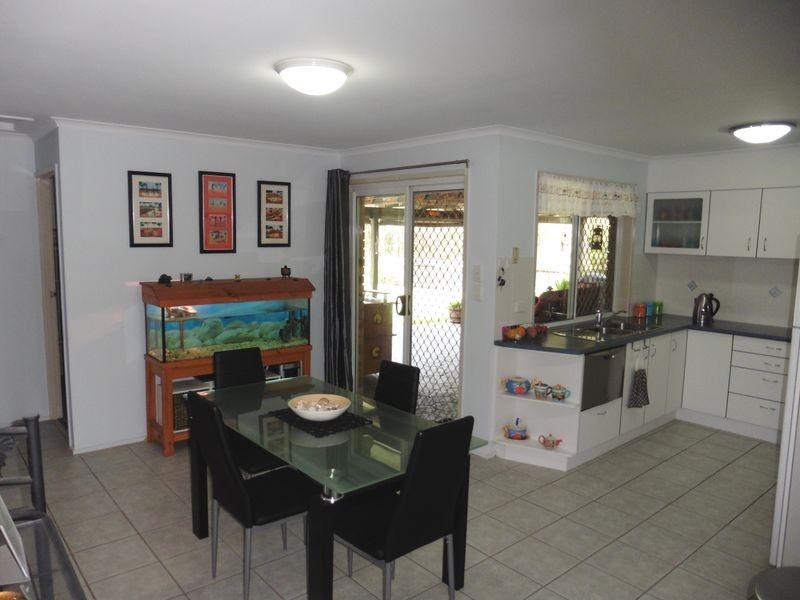 18 Terrier Court, Redland Bay QLD 4165
