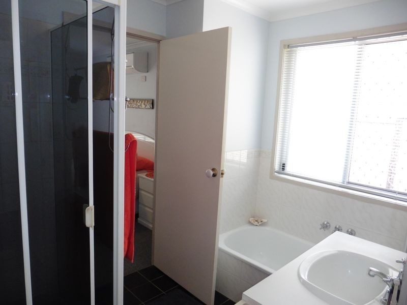 18 Terrier Court, Redland Bay QLD 4165