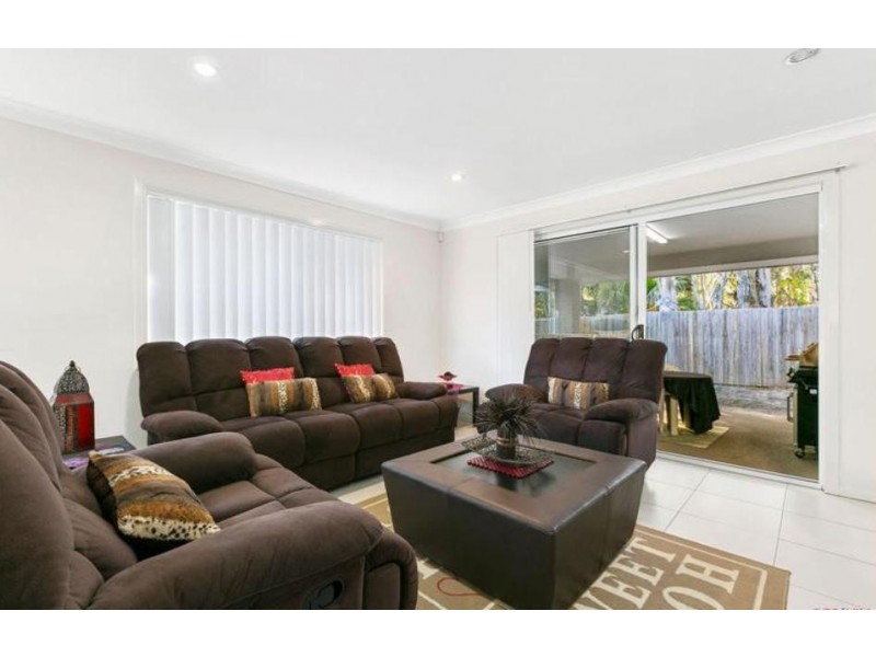 30 Riley Peter Place, Cleveland QLD 4163