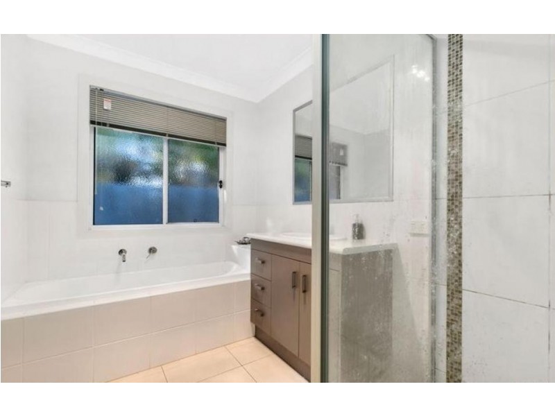 30 Riley Peter Place, Cleveland QLD 4163