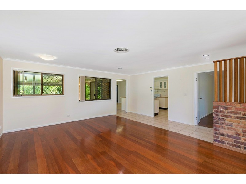 11 Lewisham Court, Birkdale QLD 4159