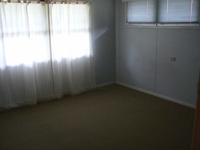 194 Middle Street, Cleveland QLD 4163