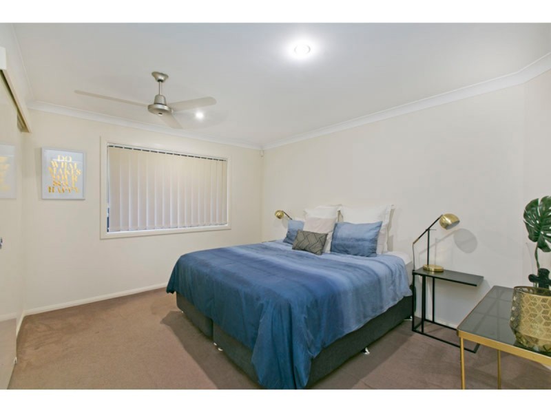 10 Lizard Place, Redland Bay QLD 4165