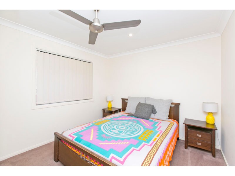10 Lizard Place, Redland Bay QLD 4165
