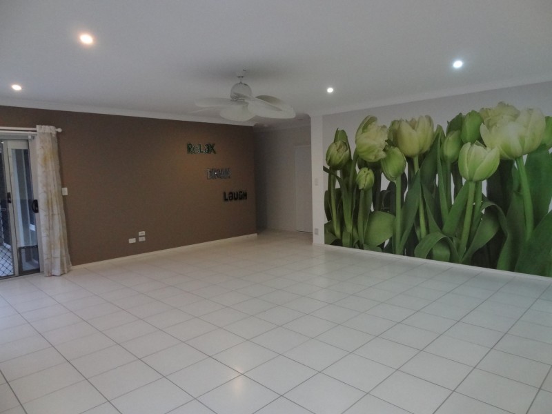 2 Peregian Close, Manly West QLD 4179