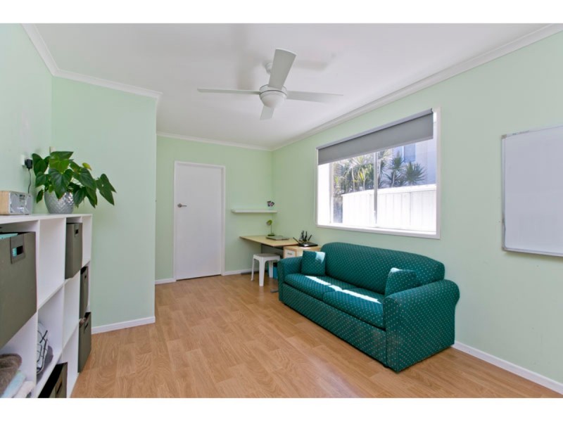 66 Cranleigh Street, Wynnum West QLD 4178