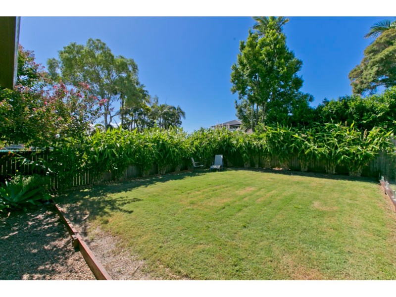66 Cranleigh Street, Wynnum West QLD 4178