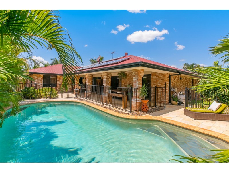 24 Attenborough Circuit, Redland Bay QLD 4165
