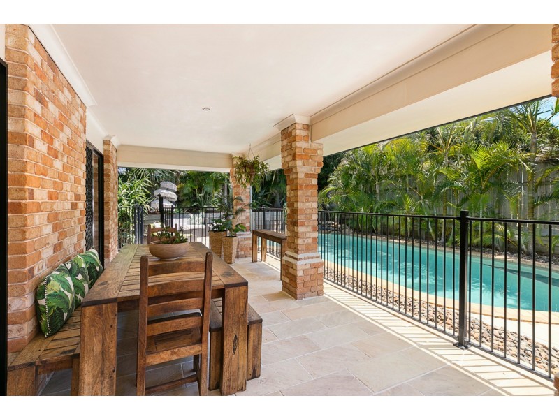 24 Attenborough Circuit, Redland Bay QLD 4165