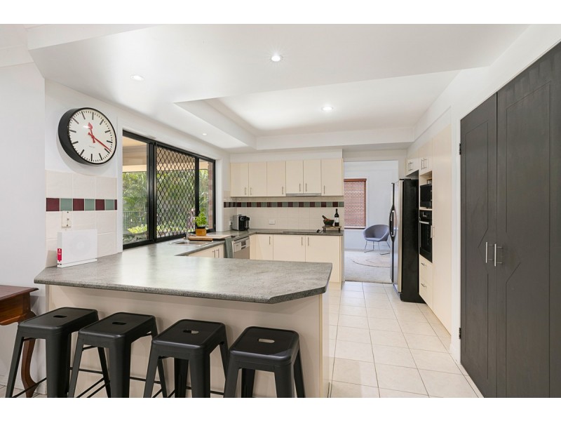 24 Attenborough Circuit, Redland Bay QLD 4165