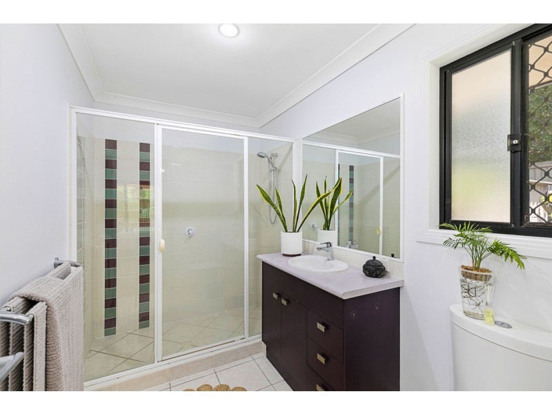 24 Attenborough Circuit, Redland Bay QLD 4165