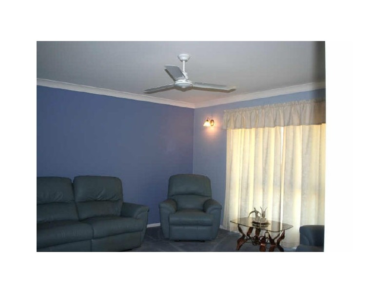 7 Malcomia Street, Redland Bay QLD 4165