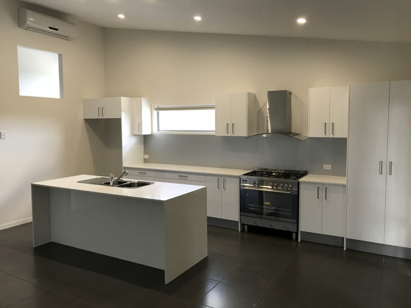 28 Birdie Place, Carbrook QLD 4130