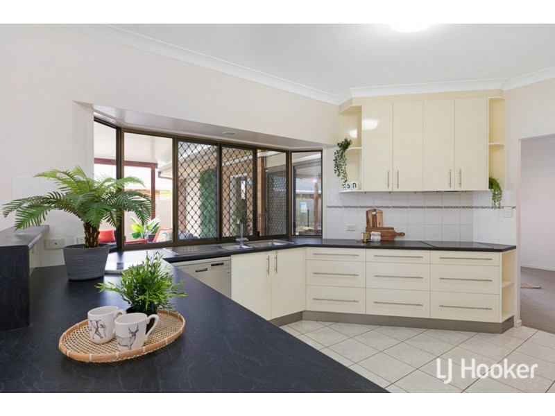 58 Mary Pleasant Drive, Birkdale QLD 4159