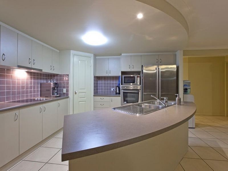 8 Carmay Close, Thornlands QLD 4164