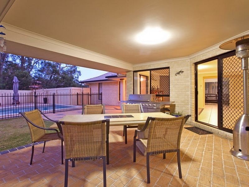 8 Carmay Close, Thornlands QLD 4164