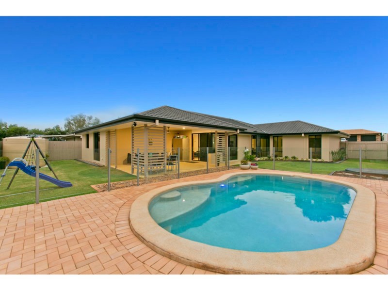 3 Cole Street, Redland Bay QLD 4165