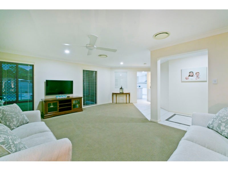 3 Cole Street, Redland Bay QLD 4165