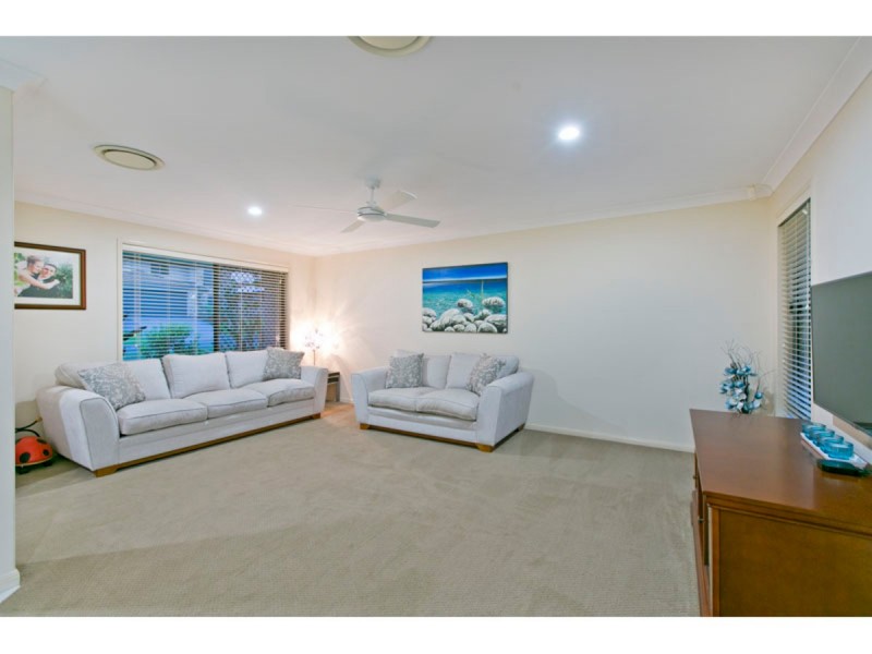 3 Cole Street, Redland Bay QLD 4165