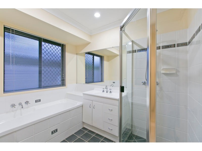 3 Cole Street, Redland Bay QLD 4165