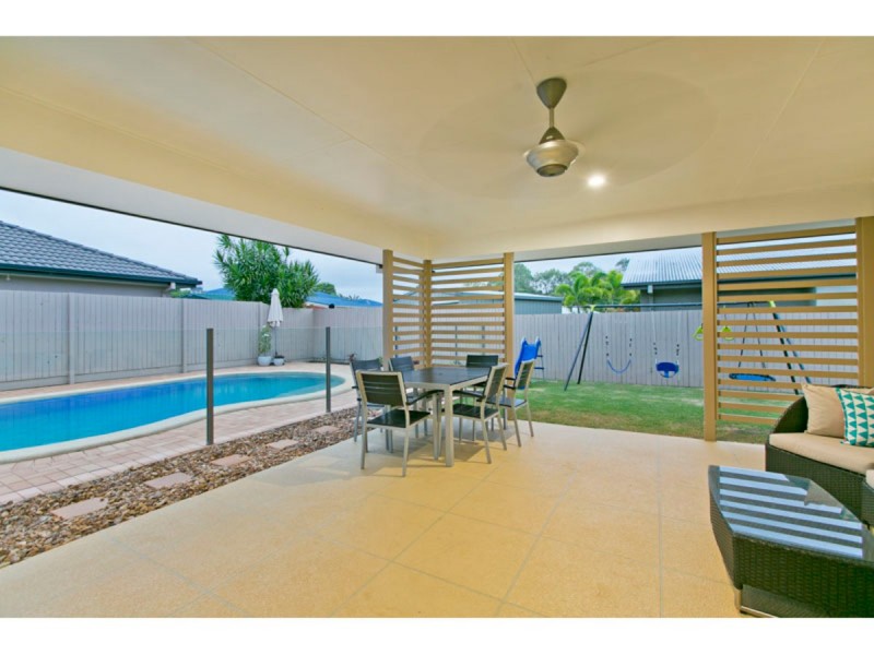 3 Cole Street, Redland Bay QLD 4165