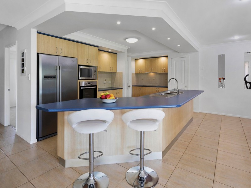 22 Seaholly Crescent, Victoria Point QLD 4165