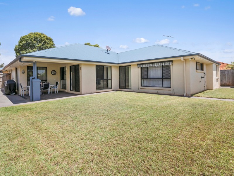 22 Seaholly Crescent, Victoria Point QLD 4165