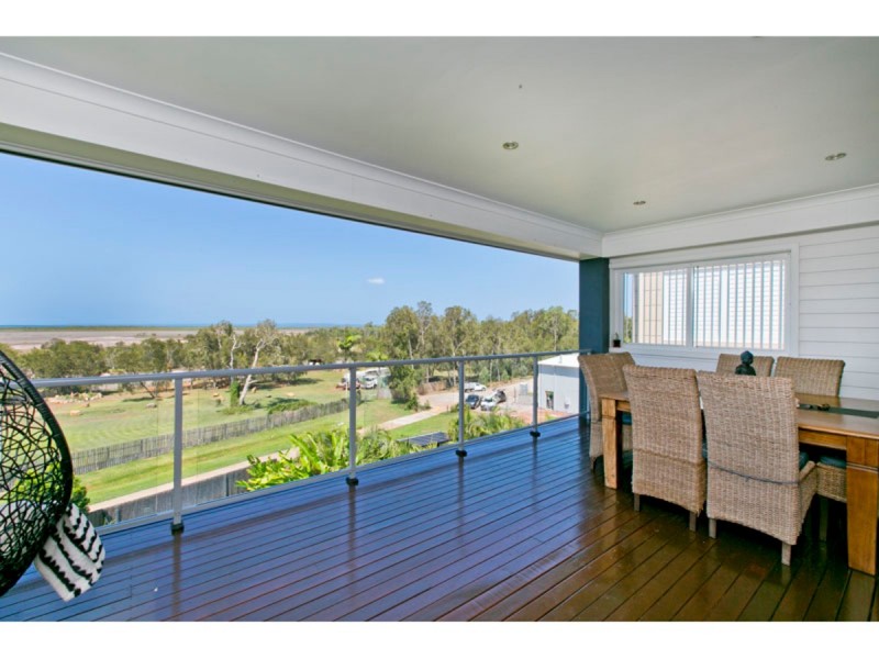 11 Arthur Street, Wellington Point QLD 4160