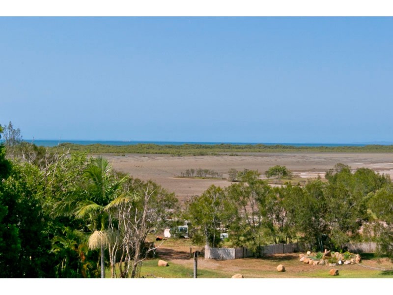 11 Arthur Street, Wellington Point QLD 4160