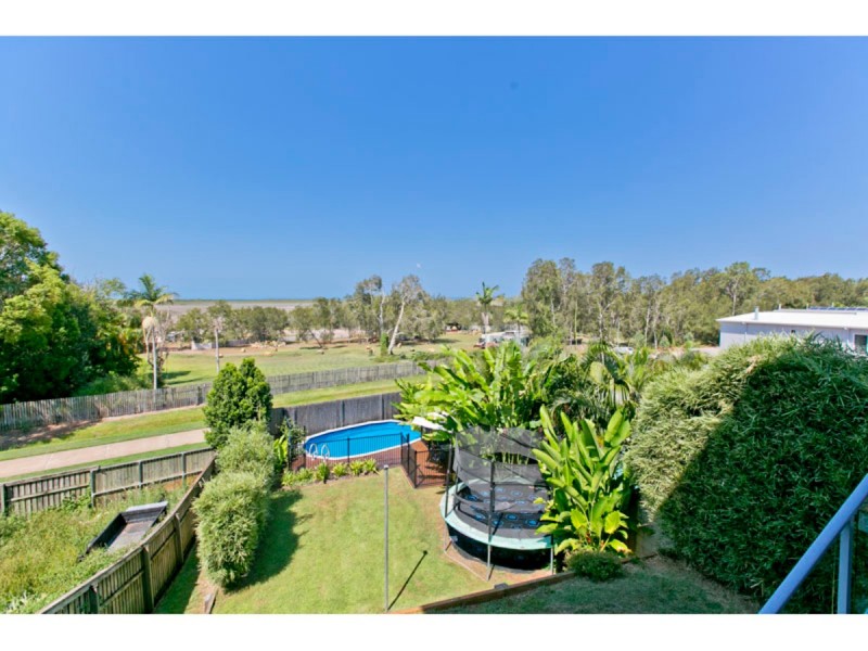 11 Arthur Street, Wellington Point QLD 4160