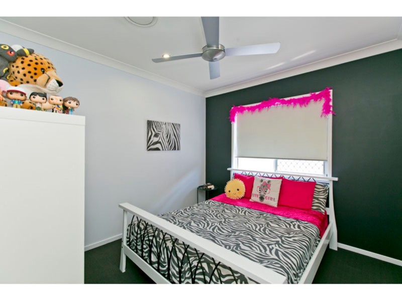 11 Arthur Street, Wellington Point QLD 4160