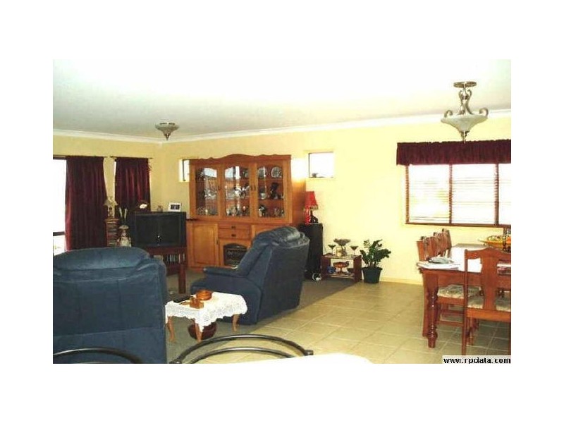 54 Spinnaker Crt, Redland Bay QLD 4165