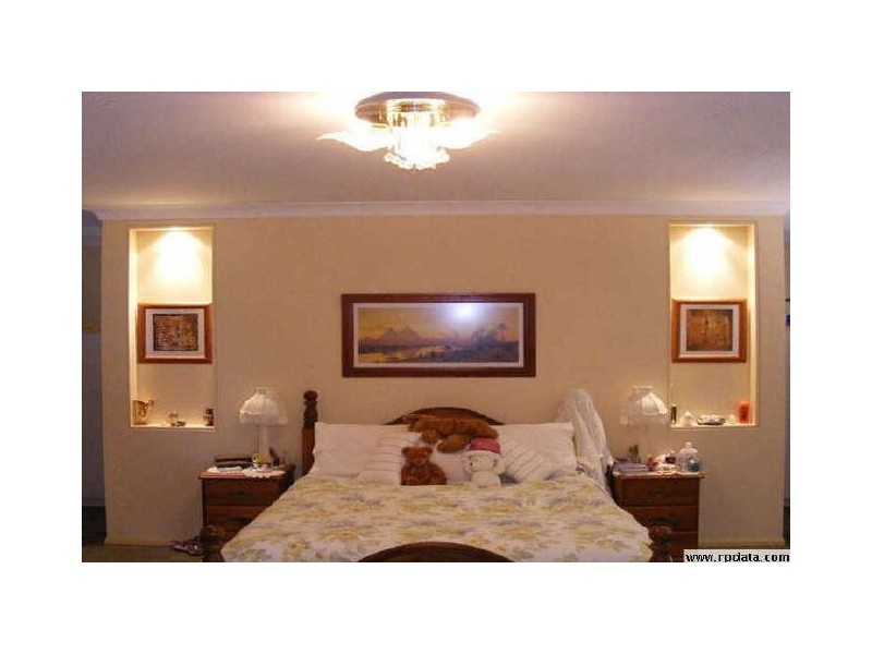 54 Spinnaker Crt, Redland Bay QLD 4165