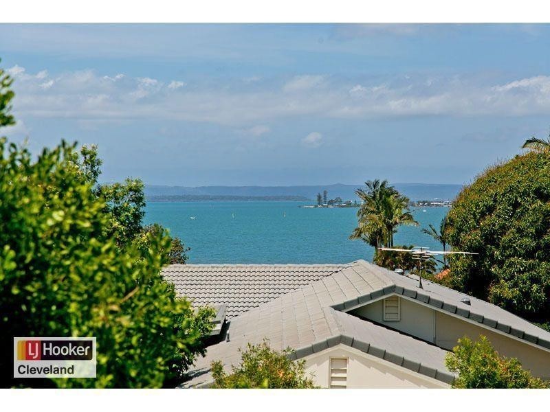 35 Clearwater Street, Ormiston QLD 4160