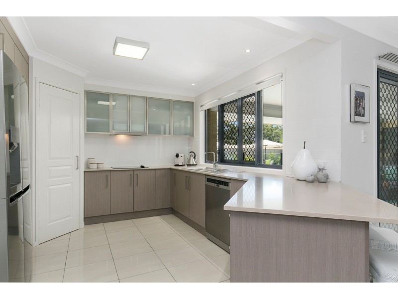 10 Eileen Close, Thornlands QLD 4164
