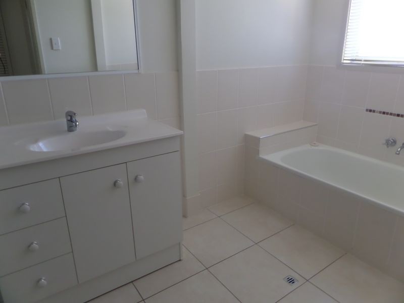 6 Cross Lane, Cleveland QLD 4163