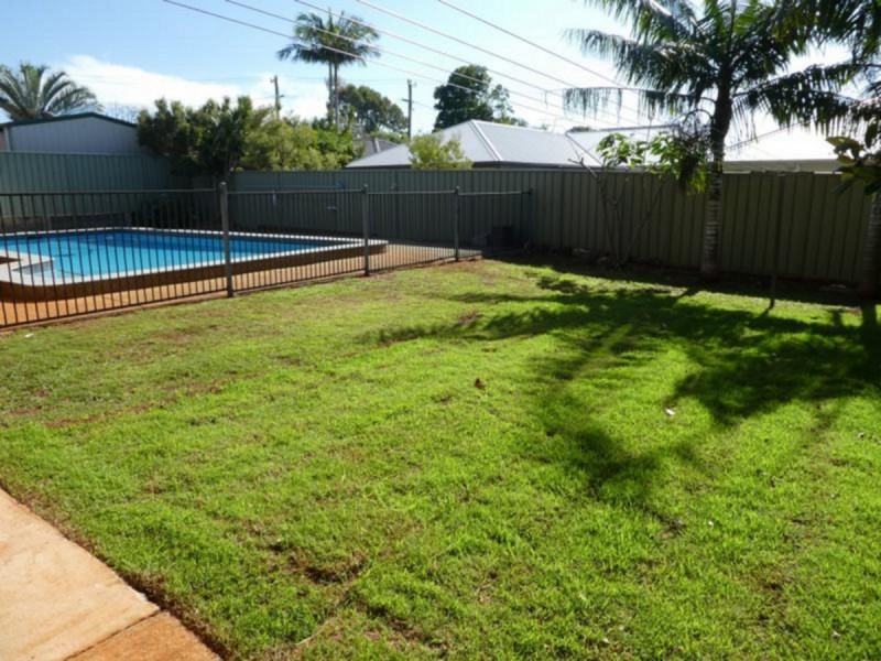 102 Long Street, Cleveland QLD 4163