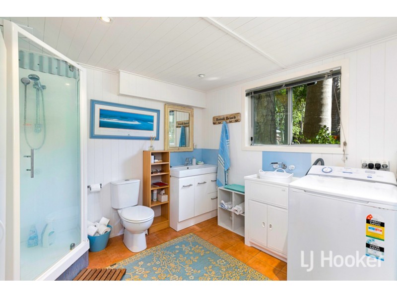 5 Mareela Street, Coochiemudlo Island QLD 4184