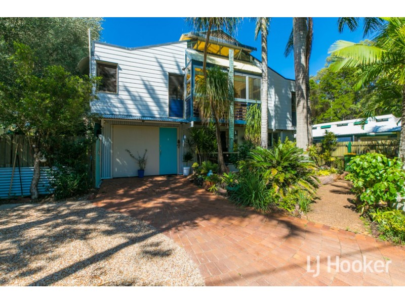 5 Mareela Street, Coochiemudlo Island QLD 4184