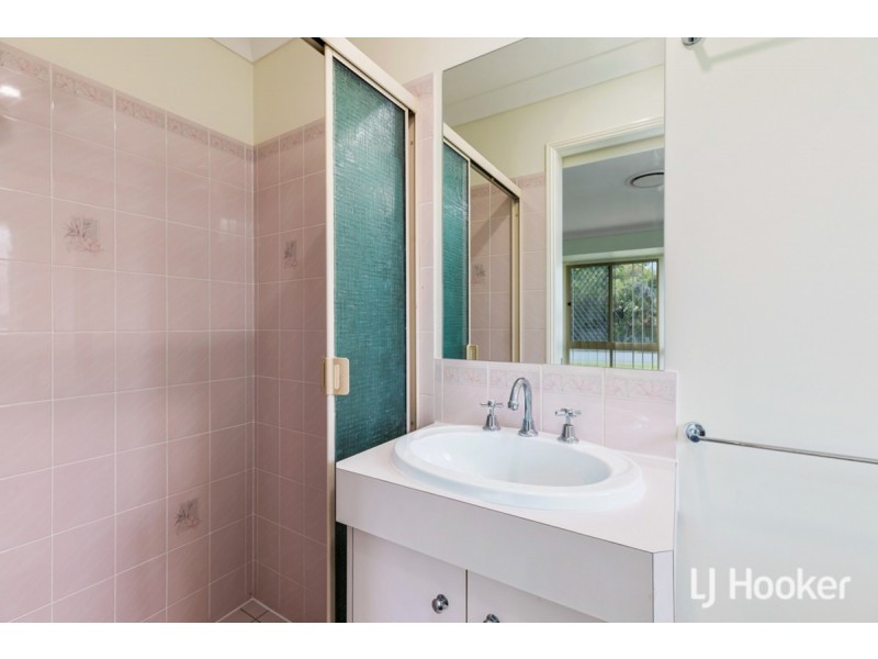 11 Spruce Avenue, Victoria Point QLD 4165